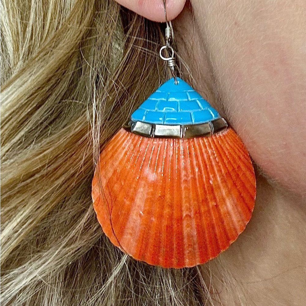 Gorgeous Soutwedtetm Native American design shell -turquoise earring collectible